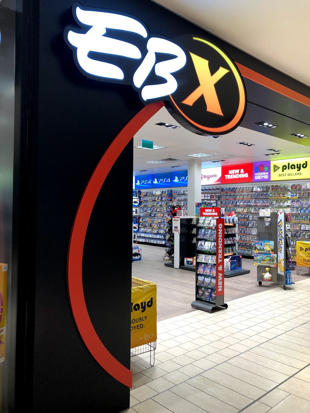 EBX | CF Chinook Centre, 6455 Macleod Trail, Calgary, AB T2H 0K9, Canada | Phone: (403) 212-0213