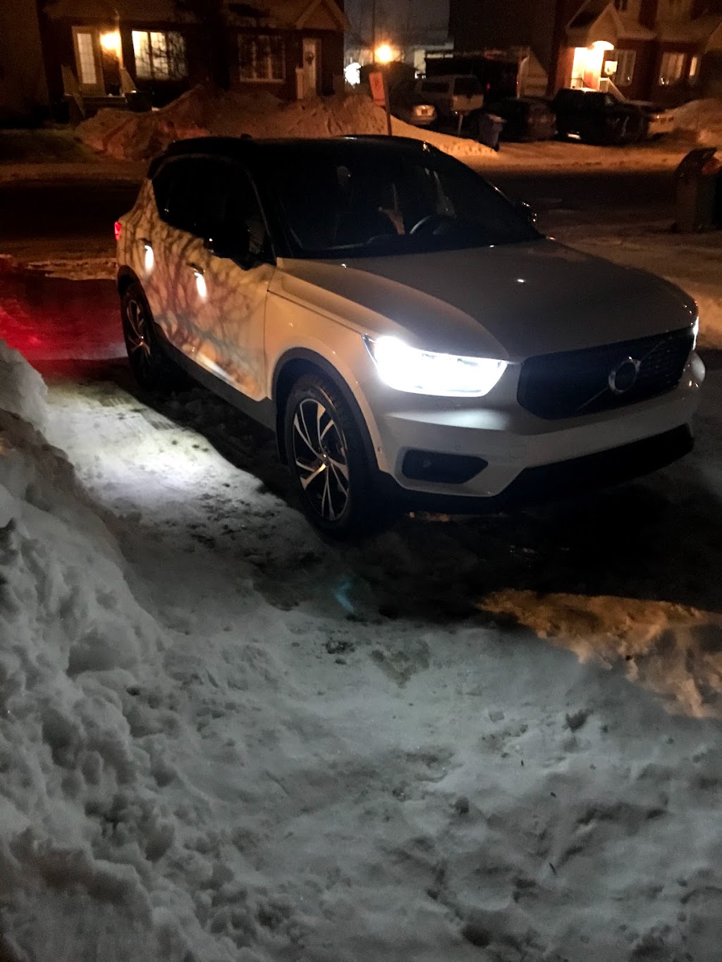 ALBI Volvo Cars Ste-Agathe | 180 Rue Principale E, Sainte-Agathe-des-Monts, QC J8C 1K3, Canada | Phone: (833) 656-4386