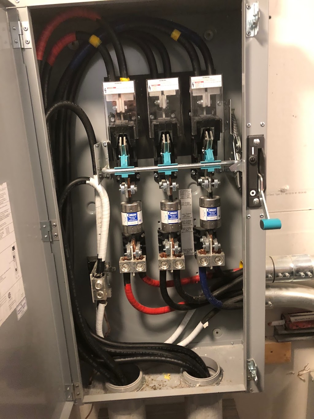Bedard Electric Inc | 105 Bartonia Cir, Orléans, ON K4A 1E2, Canada | Phone: (613) 678-0970