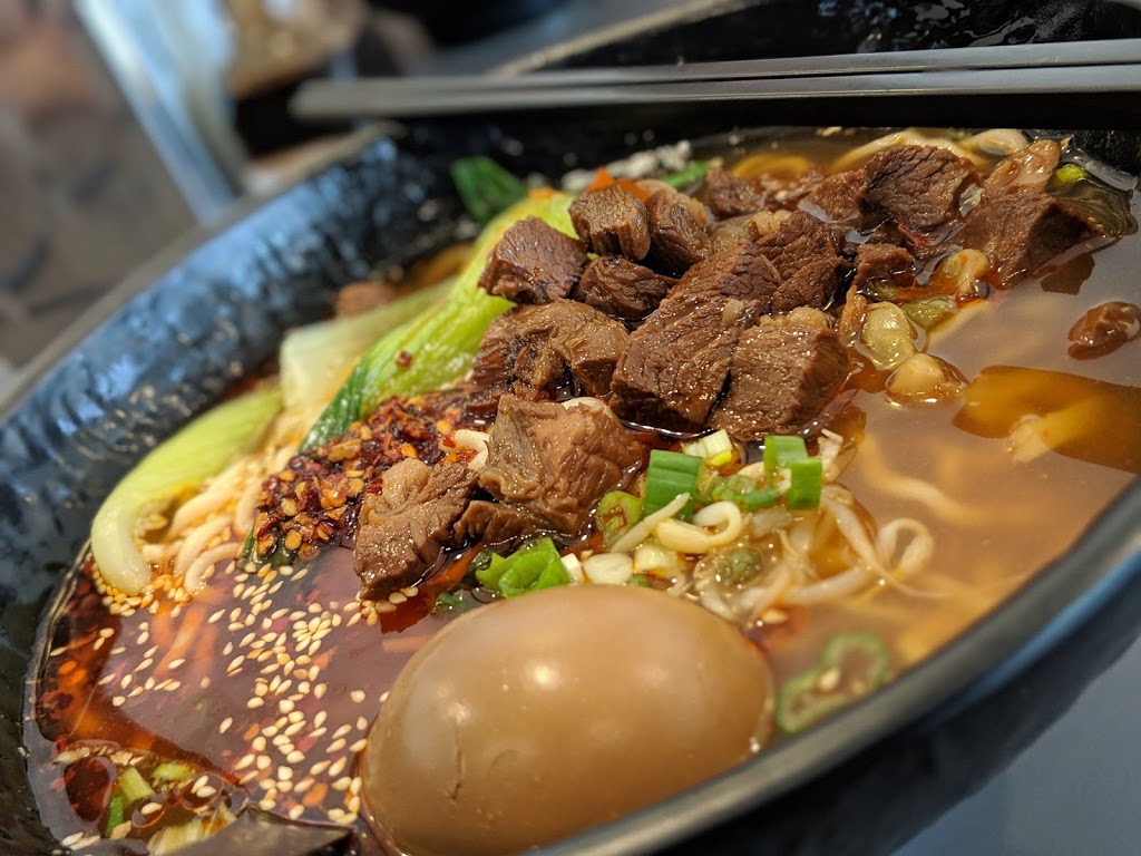Alfys Noodle House | 840 Waverley St #3B, Winnipeg, MB R3T 5Z7, Canada | Phone: (204) 489-6814