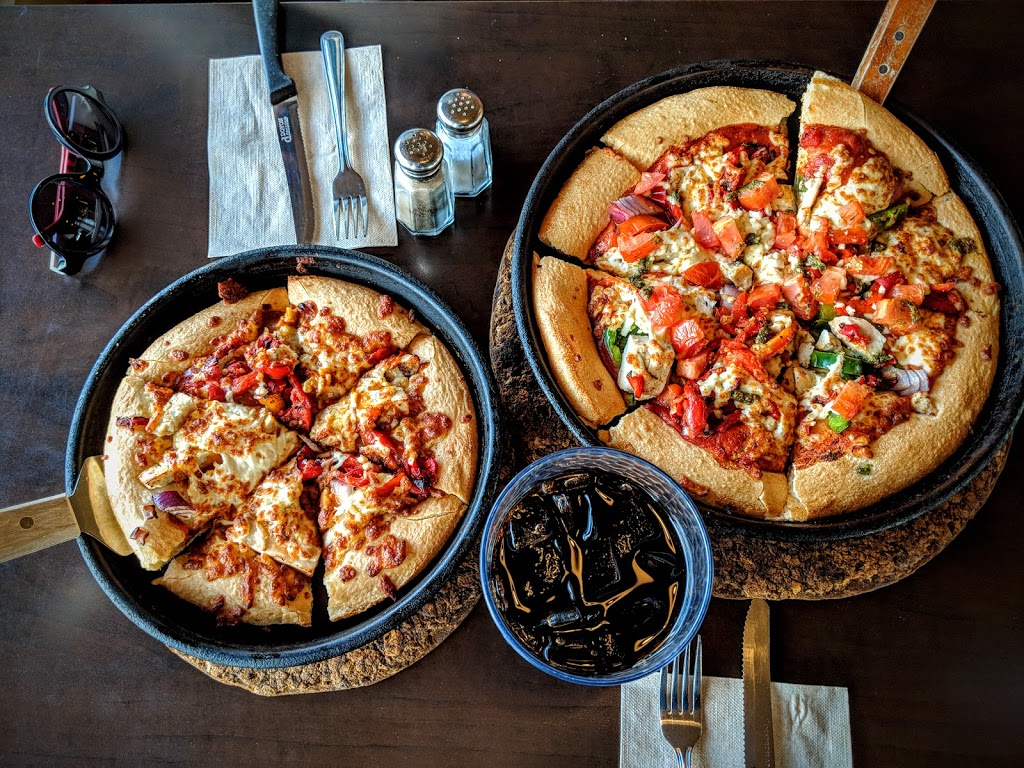 Pizza Hut | 4405 Boul Gene-H.-Kruger, Trois-Rivières, QC G9A 4N3, Canada | Phone: (819) 693-2222