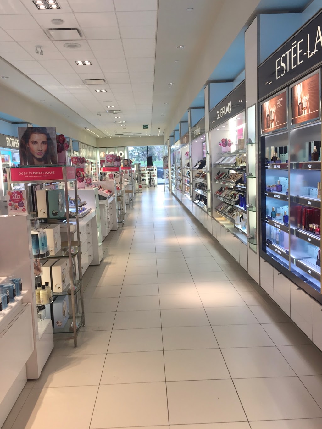 Shoppers Drug Mart | 2206 Lake Shore Blvd W, Etobicoke, ON M8V 1A4, Canada | Phone: (416) 259-1330