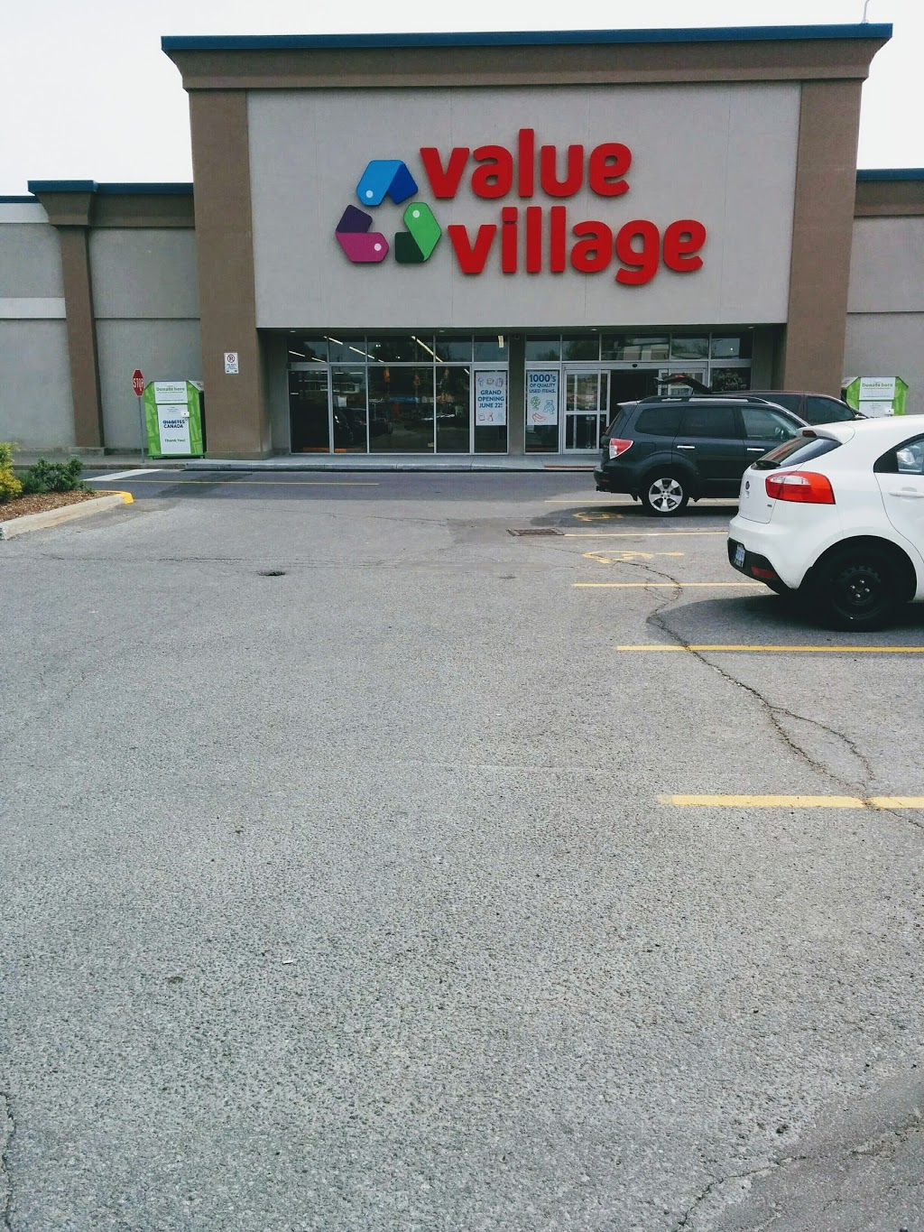 Riocan Merivale Place | shopping mall | Main Building, 1651 Merivale Rd. SE & Meadowland Drive, Nepean, ON K2E 7Z8, Canada | 8004652733 OR +1 800-465-2733