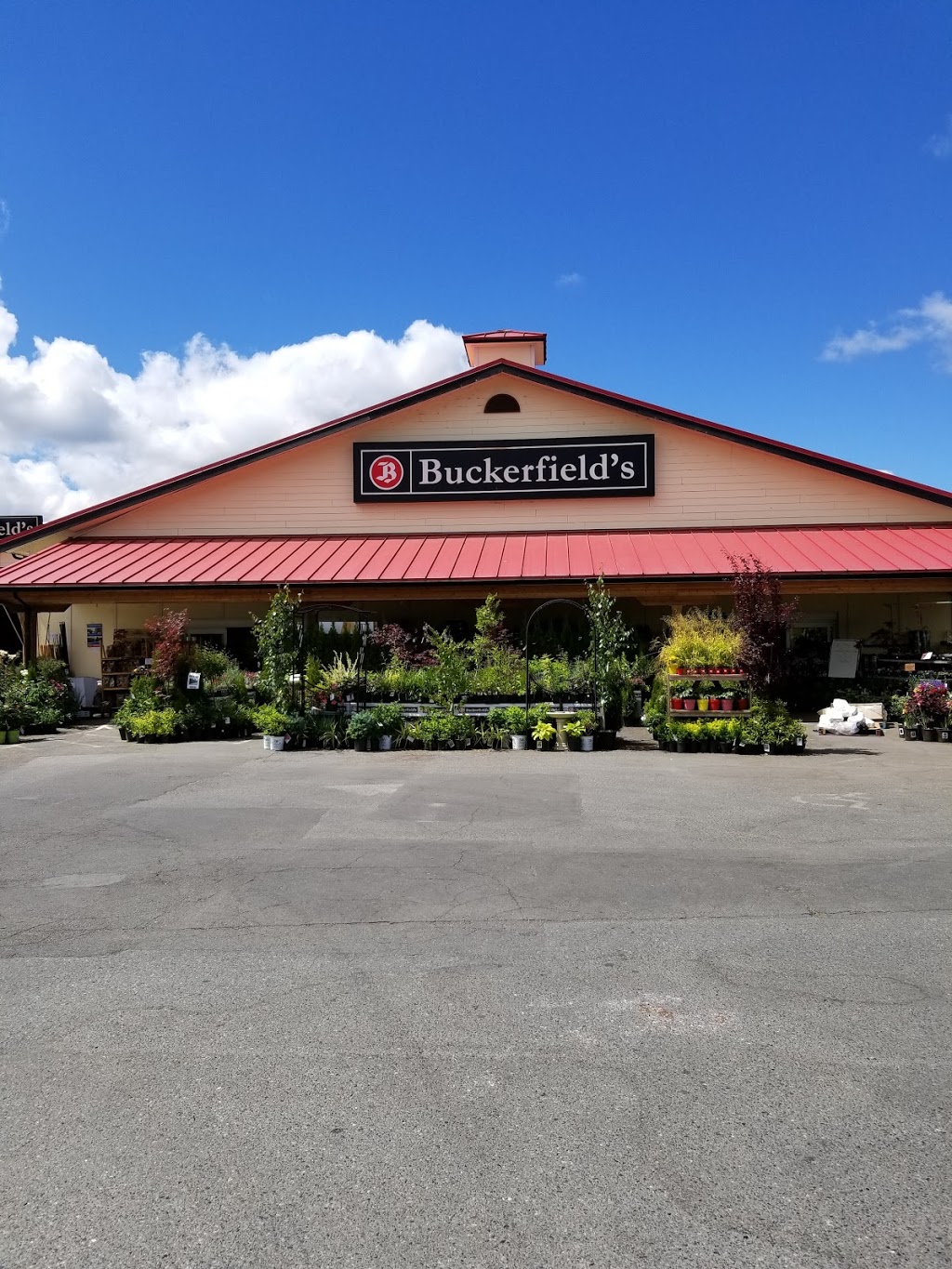 Buckerfields | 5410 Trans-Canada Hwy, Duncan, BC V9L 6W4, Canada | Phone: (250) 748-8171