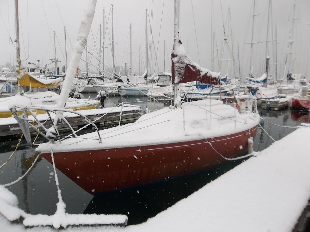 Victoria Sailing Coop | 1327 Beach Dr, Victoria, BC V8S 2N4, Canada | Phone: (250) 217-3517