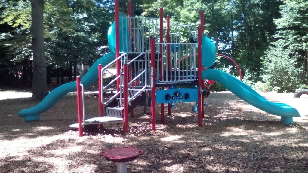 Oakwood Community Park | Park St, Victoria Harbour, ON L0K 2A0, Canada