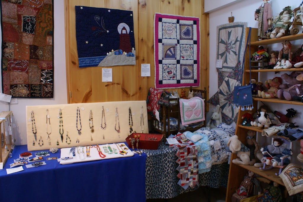 Moonstar Lodge | 302 Lafontaine Rd W, Tiny, ON L9M 0H1, Canada | Phone: (705) 533-2520