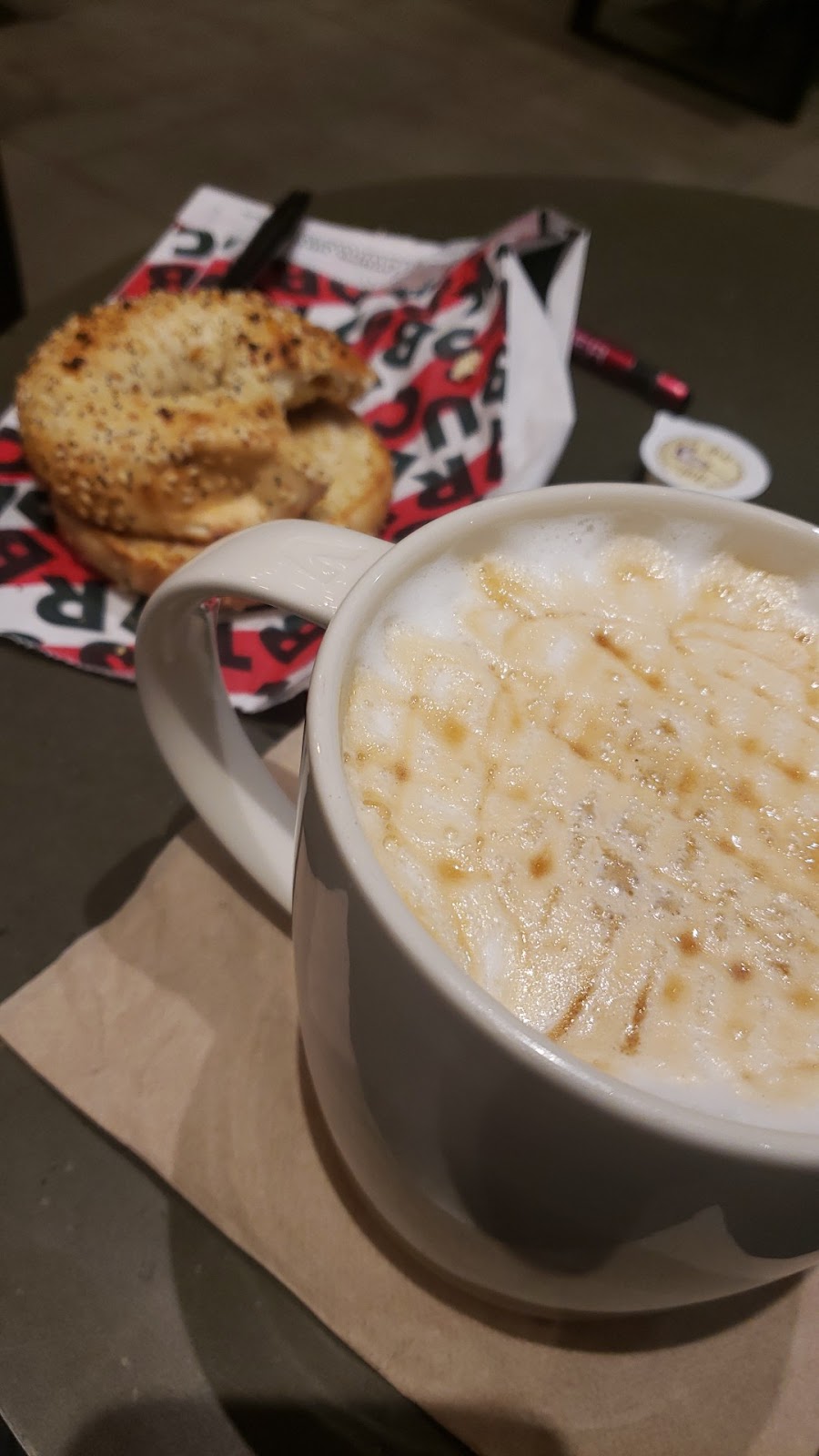 Starbucks | 4900 Molly Bannister Dr Unit 212, Red Deer, AB T4R 1N9, Canada | Phone: (800) 782-7282