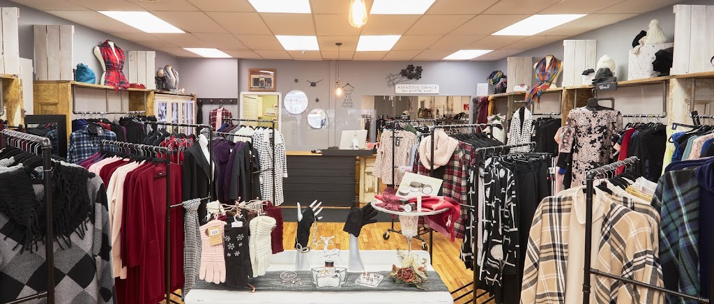 Micheles Doorway to Splendour | 10 Beckwith St S, Smiths Falls, ON K7A 2A8, Canada | Phone: (613) 283-9942
