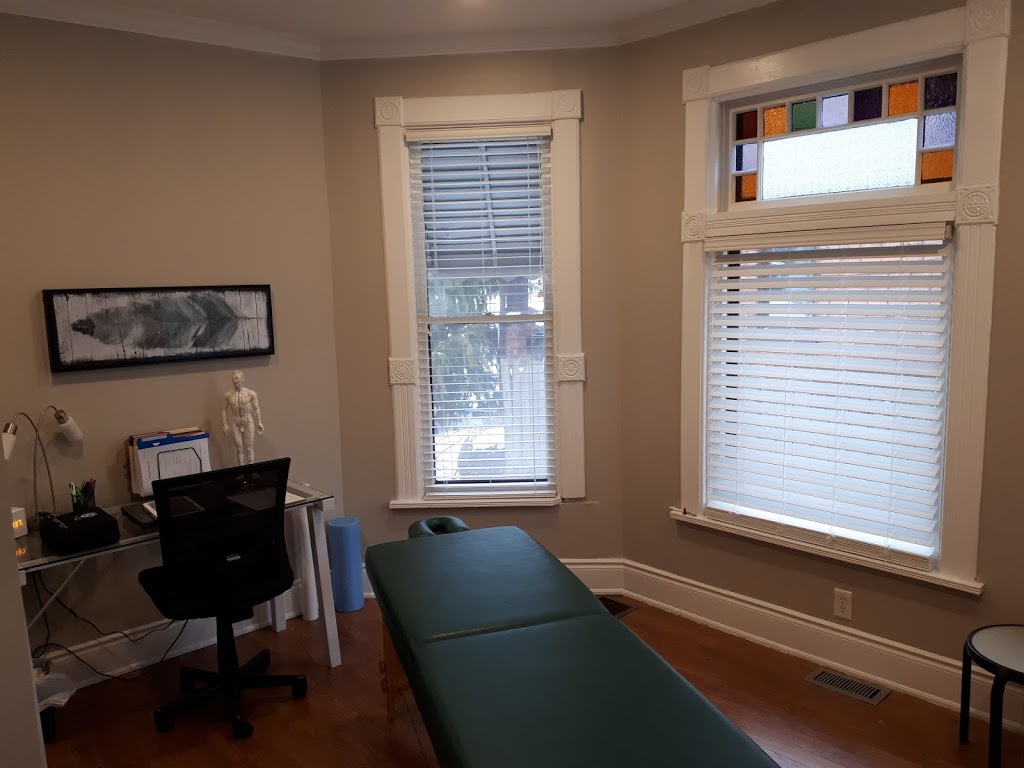 Vivify Holistic Clinic | 272 Wellington St, Sarnia, ON N7T 1H2, Canada | Phone: (226) 667-7575