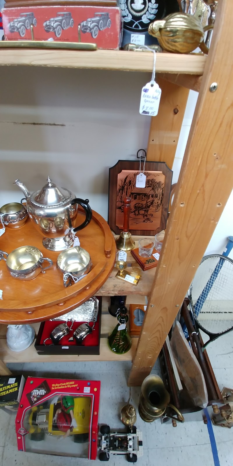 Courtland Treasures | 682 James St, Delhi, ON N4B 2C7, Canada | Phone: (519) 582-2929
