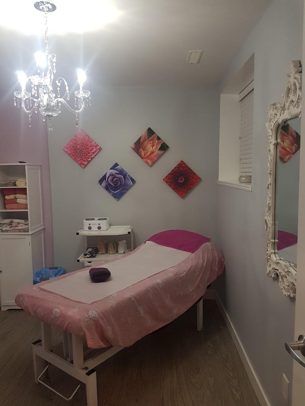 Wax Maven | 20428 48 Ave NW, Edmonton, AB T6M 0C1, Canada | Phone: (825) 439-3649