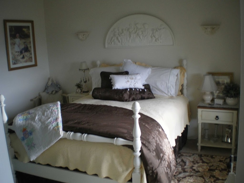 Turtle Mountain Inn | 4228 Horizon Ct, Vernon, BC V1T 9W4, Canada | Phone: (250) 275-0681
