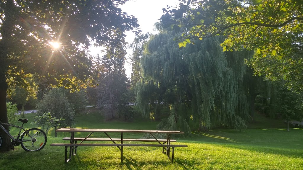 Centennial Park | Grimsby, ON L3M, Canada