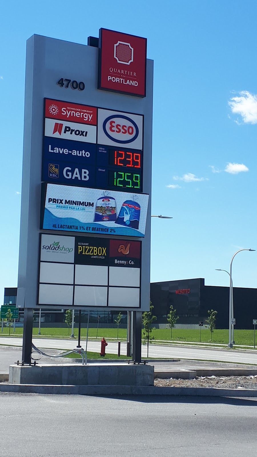 Quartier Portland | 4700 Boul de Portland, Sherbrooke, QC J1R 0T8, Canada