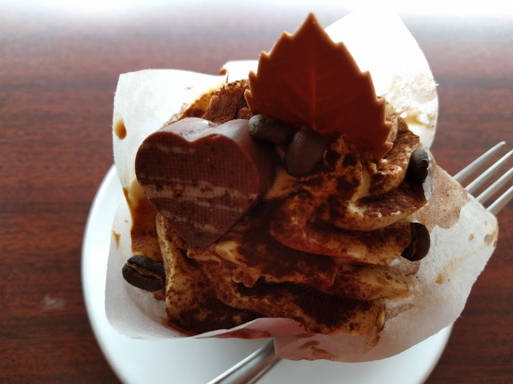 Sweet Olenkas | 2790 Lake Shore Blvd W, Etobicoke, ON M8V 1H5, Canada | Phone: (416) 521-7444