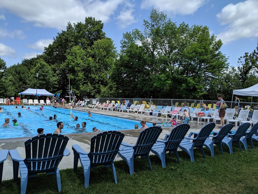Lakeshore Swimming Pool Association | 792 Henderson Blvd, Kingston, ON K7M 4Y3, Canada | Phone: (613) 389-9510