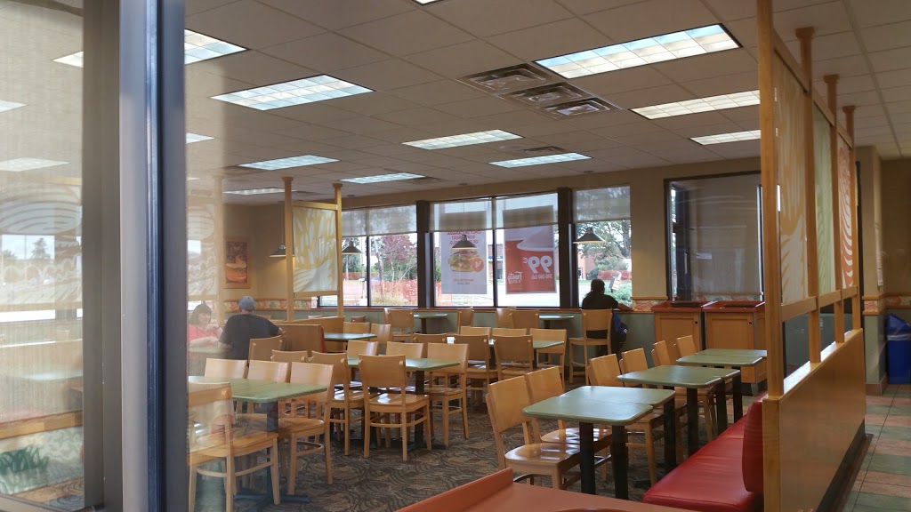Wendys | 25 Woodstream Blvd, Woodbridge, ON L4L 7Y8, Canada | Phone: (905) 265-1160