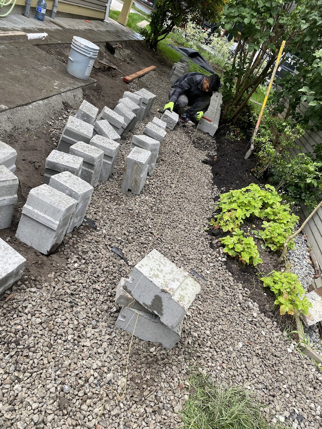 G Class Landscapes Inc. | Blundell Rd, Richmond, BC V6W 1B4, Canada | Phone: (604) 339-9945