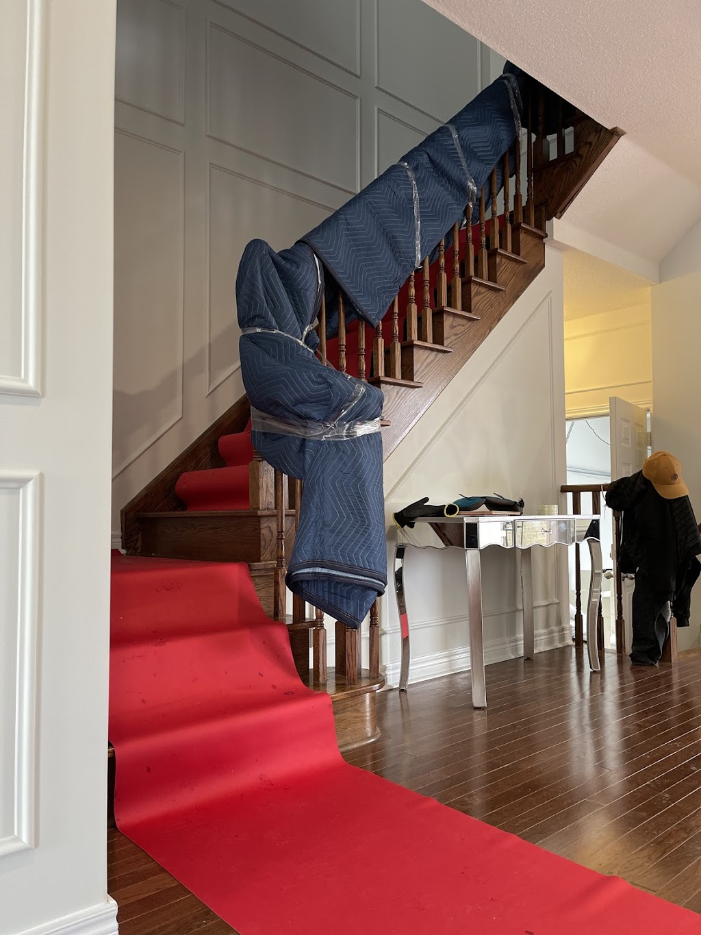 Like father like son movers | 1282 Bardeau St, Lefroy, ON L0L 1W0, Canada | Phone: (647) 993-4555