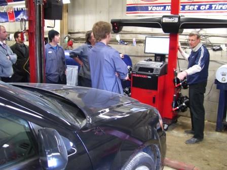 Lanpro Auto Care Centre Ltd | 1870 Ellice Ave, Winnipeg, MB R3H 0B9, Canada | Phone: (204) 783-5802