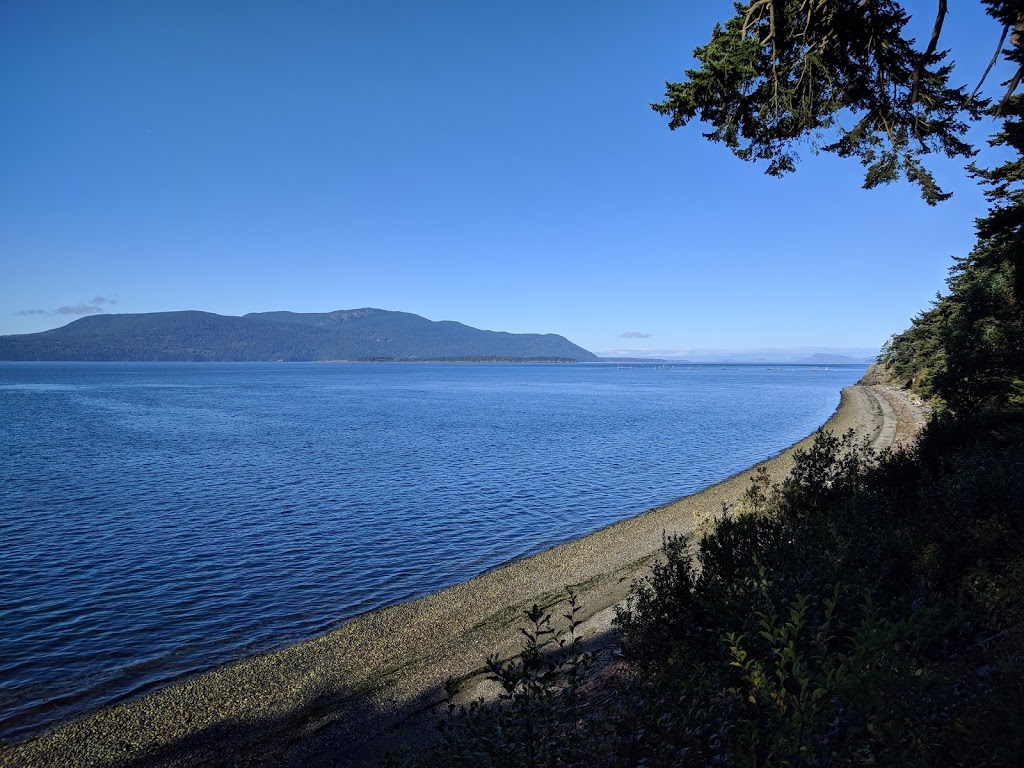 Lummi Island Oceanfront Home | 3873 Legoe Bay Rd, Lummi Island, WA 98262, USA | Phone: (360) 758-7112