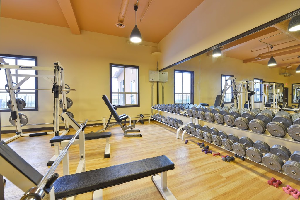 Prestige Harbourfront Resort, BW Premier Collection | 251 Harbourfront Dr, Salmon Arm, BC V1E 2W7, Canada | Phone: (250) 833-5800