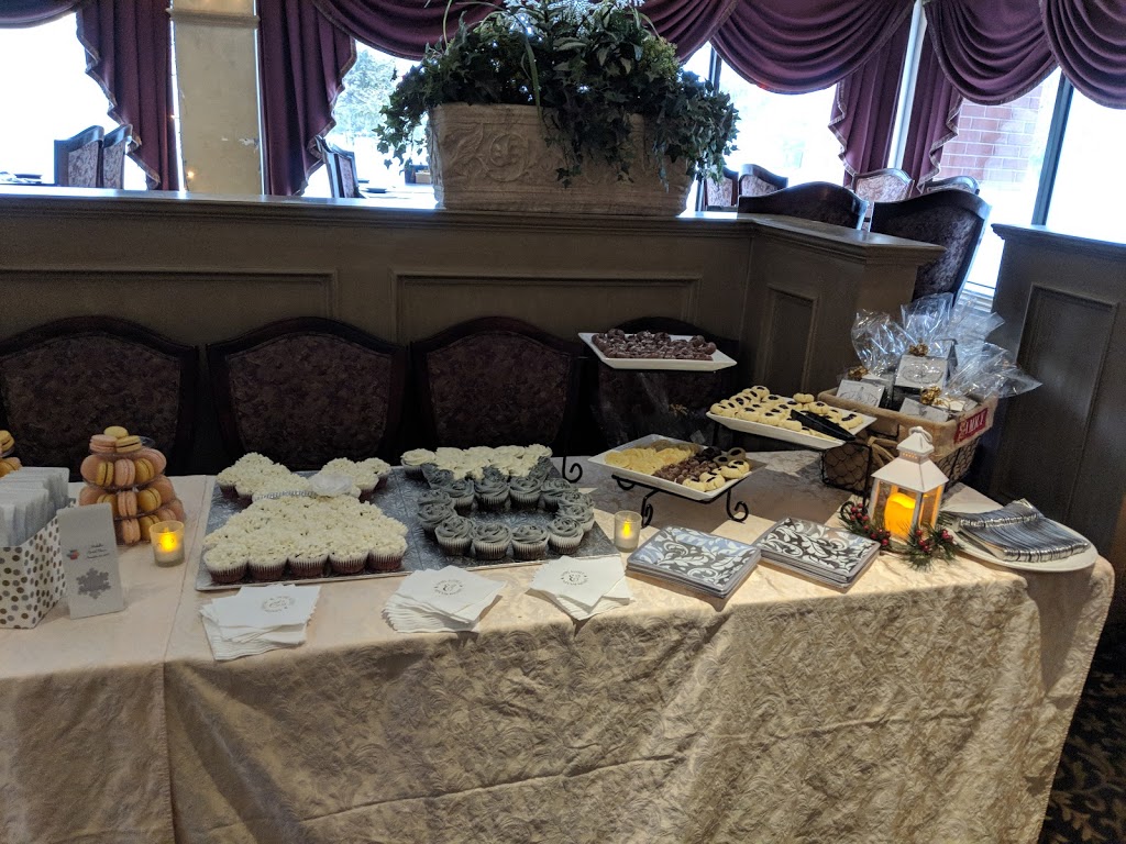 Roma Italian Restaurant | 6350 Tomken Rd, Mississauga, ON L5T 1Y3, Canada | Phone: (905) 670-3278