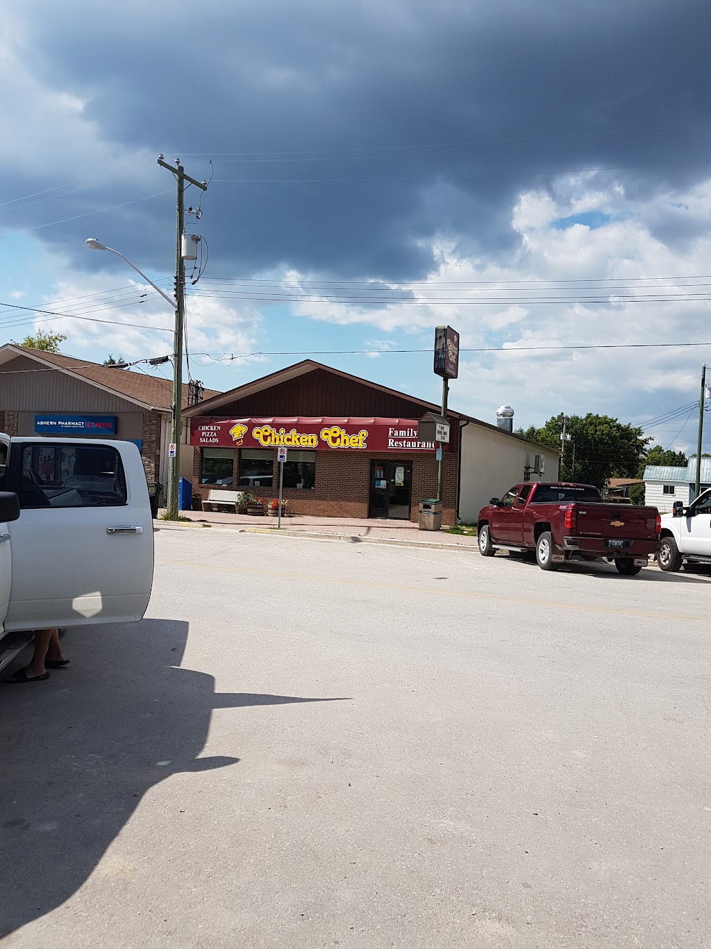 Chicken Chef | 41 Main St E, Ashern, MB R0C 0E0, Canada | Phone: (204) 768-3500
