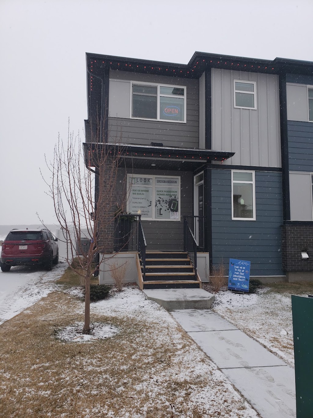 Look Master Builder - Wolf Willow | 27 Wolf Creek Ave SE, Calgary, AB T2X 0M7, Canada | Phone: (403) 931-8619