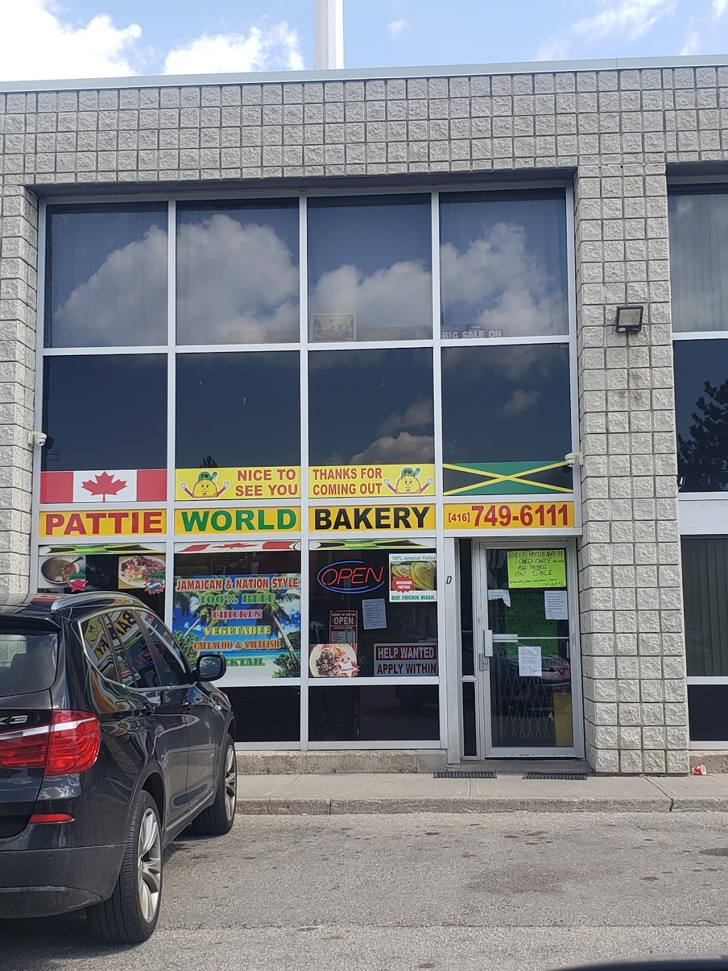 Pattie World Bakery | bakery | 86 Guided Ct, Etobicoke, ON M9V 4K6, Canada | 4167496111 OR +1 416-749-6111