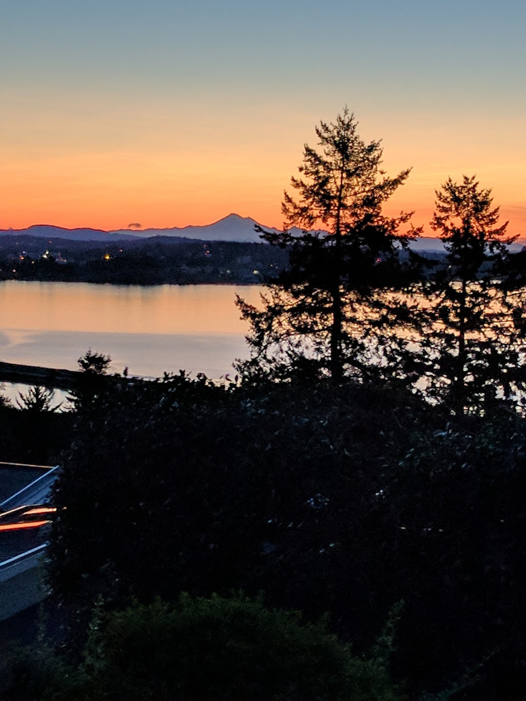 ultimatebnb.com | 3347 Hatley Dr, Victoria, BC V9C 1W4, Canada | Phone: (250) 886-3484