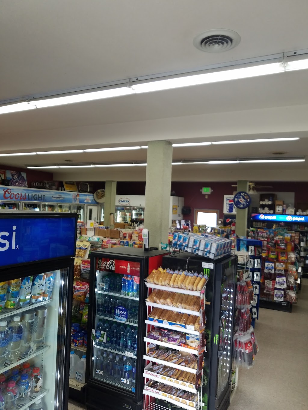 Old Salts Deli & Market | 1900 Skyline Way, Anacortes, WA 98221, USA | Phone: (360) 293-0618