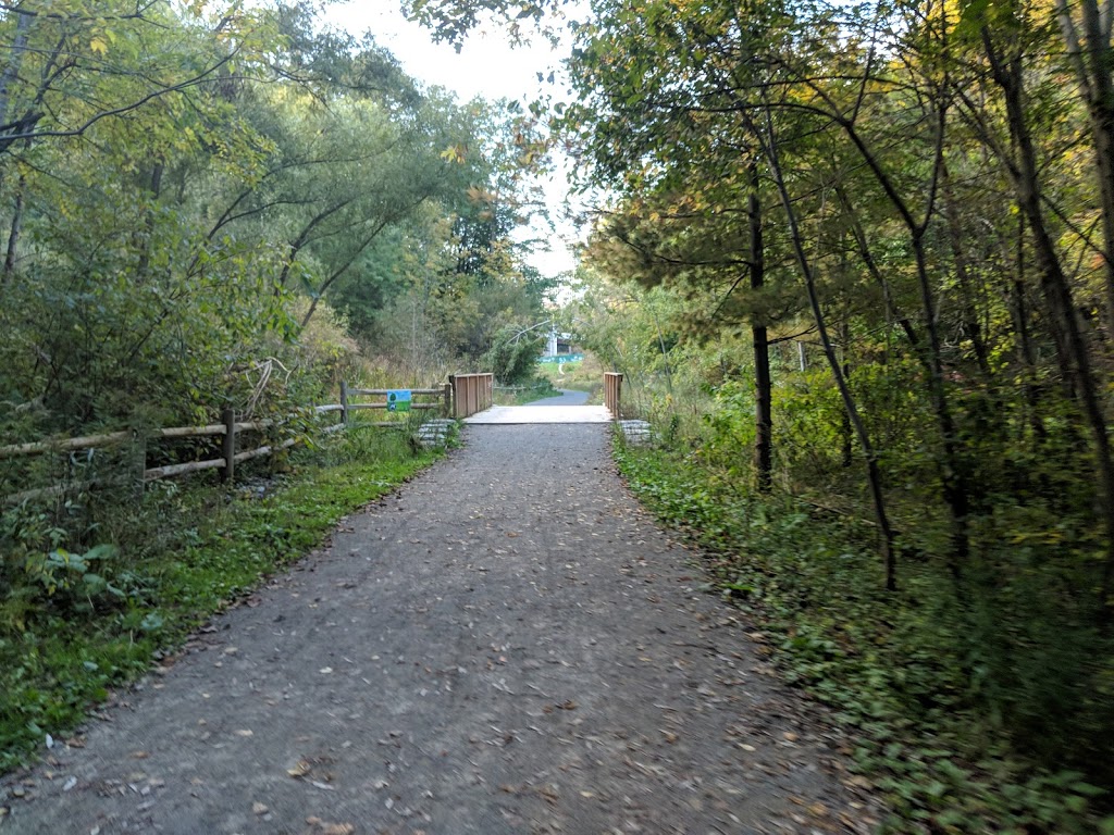 Roycroft Park Lands | 150 Boulton Dr, Toronto, ON M4V 2V6, Canada | Phone: (416) 392-2489