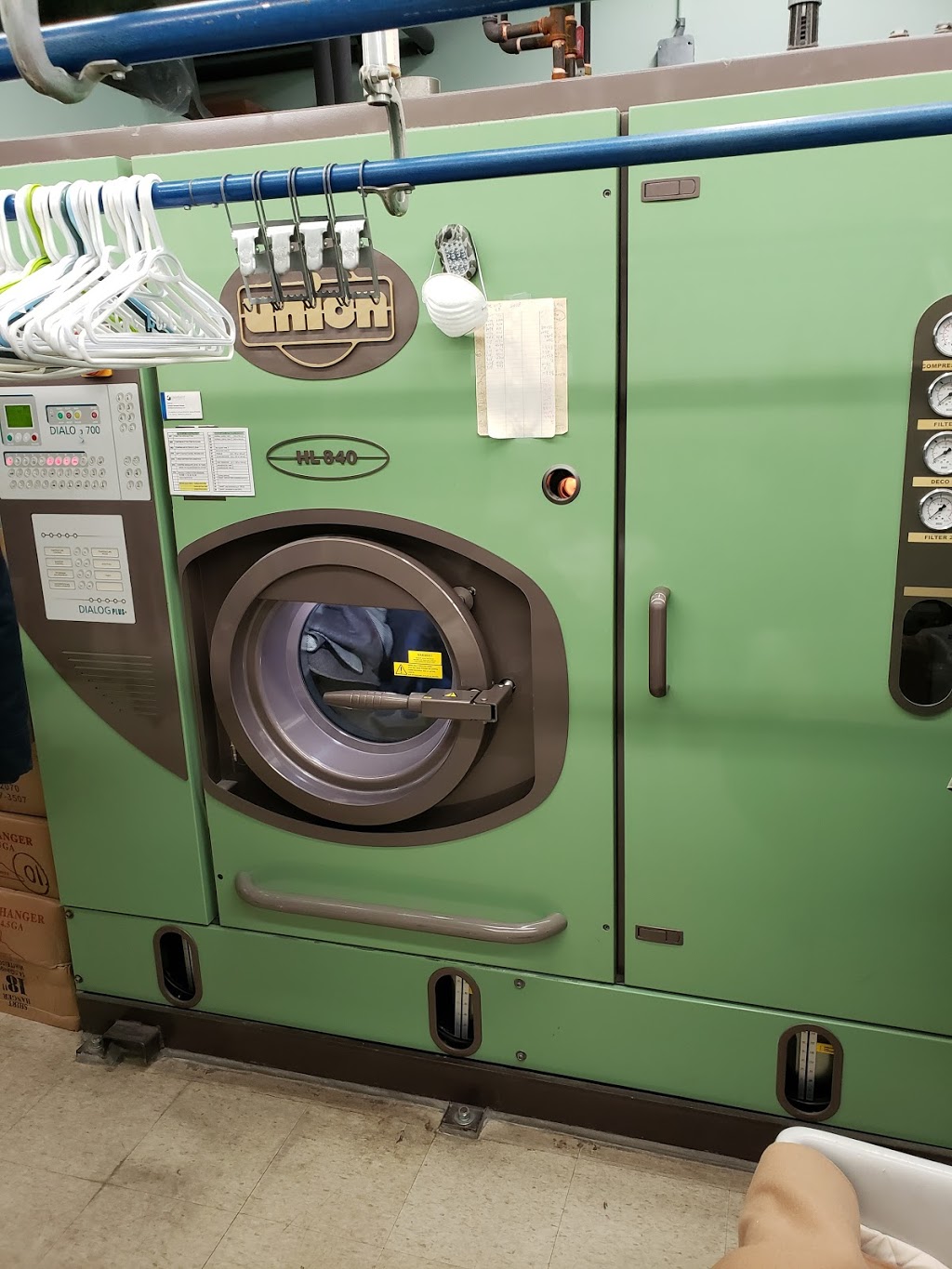 Boston Eco Dry Cleaners | 9850 Markham Rd, Markham, ON L6E 0H7, Canada | Phone: (905) 201-2799
