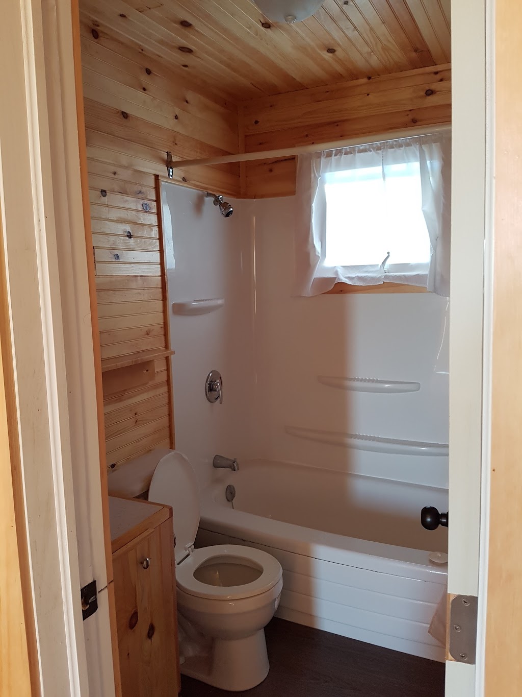 Chalets Grand Pre Cottages | 6999 Route 6, Rustico Rd, Rusticoville, PE C0A 1N0, Canada | Phone: (902) 963-3144