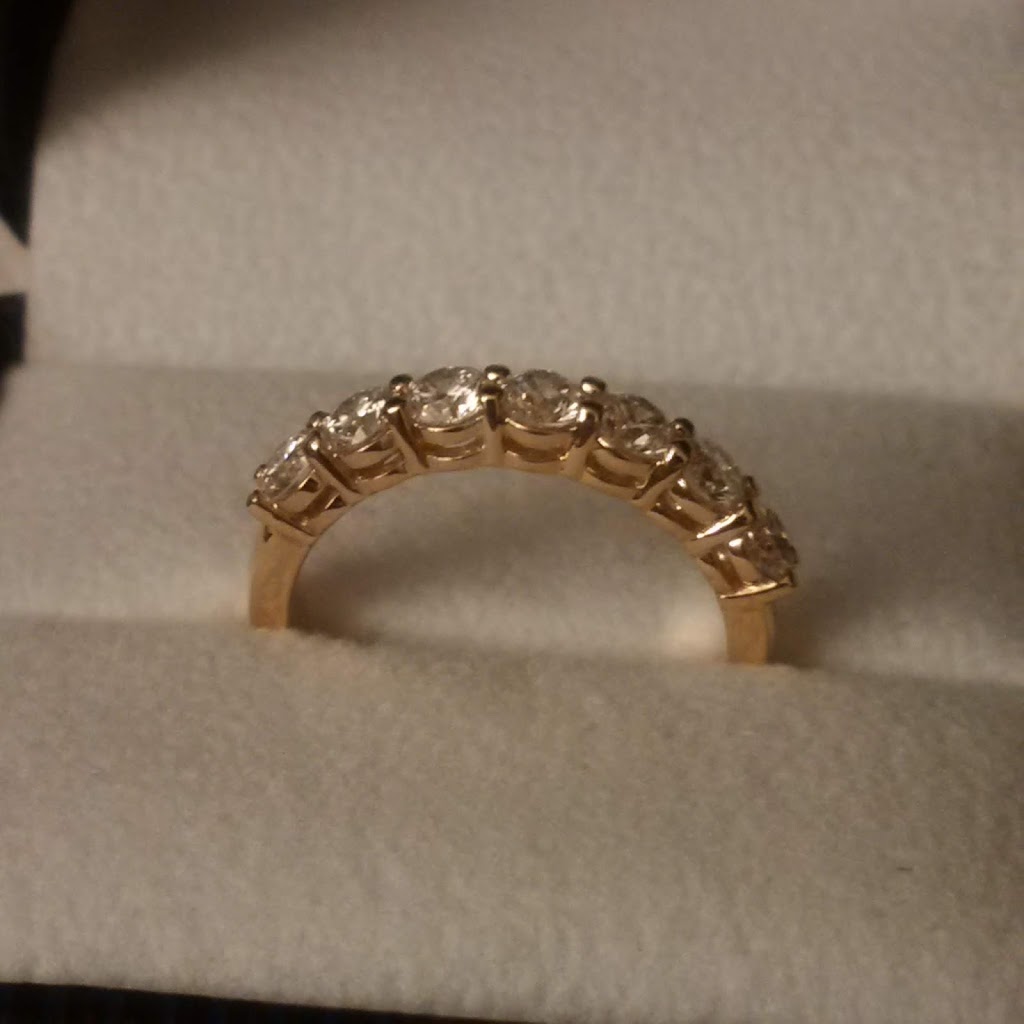 Emilian Jewellery | 1070 Wilson Ave, North York, ON M3K 1G6, Canada | Phone: (416) 638-1888