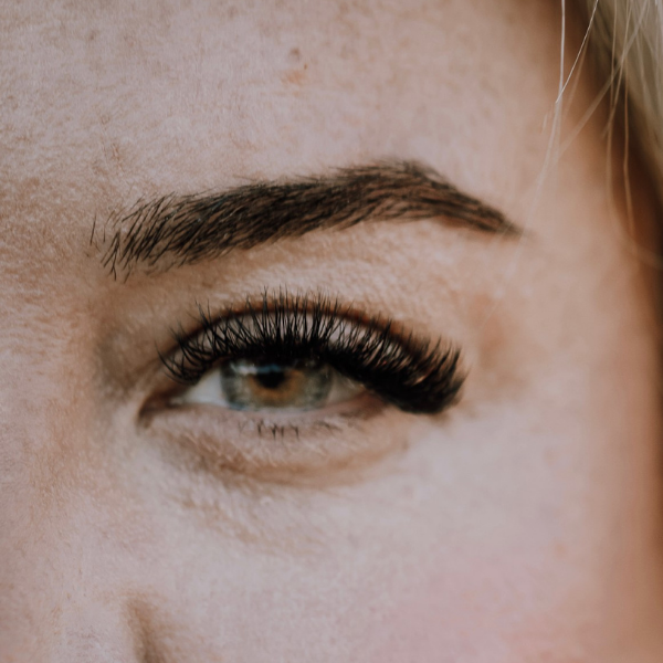 Flutter Lashes | Pritchard Creek Pl, Langford, BC V9C 0K9, Canada | Phone: (250) 589-9371