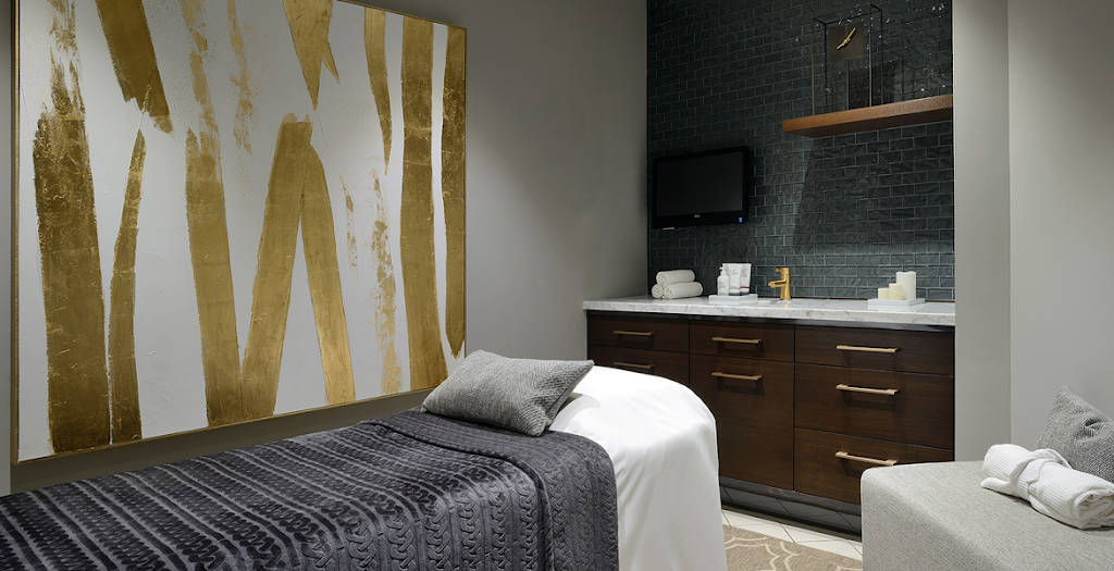 Toronto Beauty House | 1764 Rathburn Rd E, Mississauga, ON L4W 2N8, Canada | Phone: (647) 554-7620