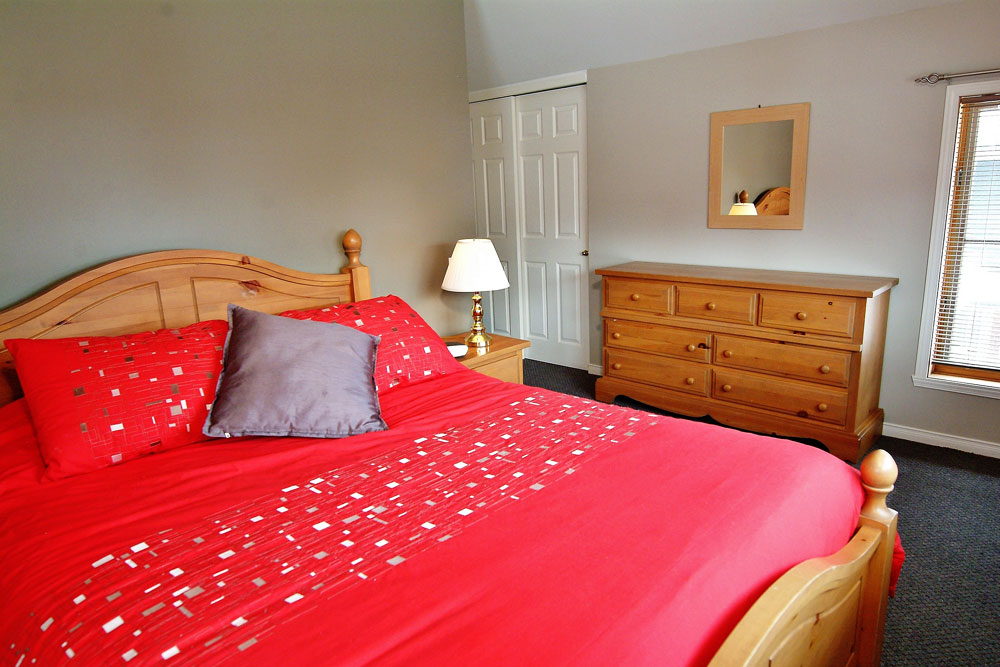Chalets Alpins - 10 Chemin Alpin | 10 Chemin Alpin, Stoneham-et-Tewkesbury, QC G3C 0E5, Canada | Phone: (418) 848-4888