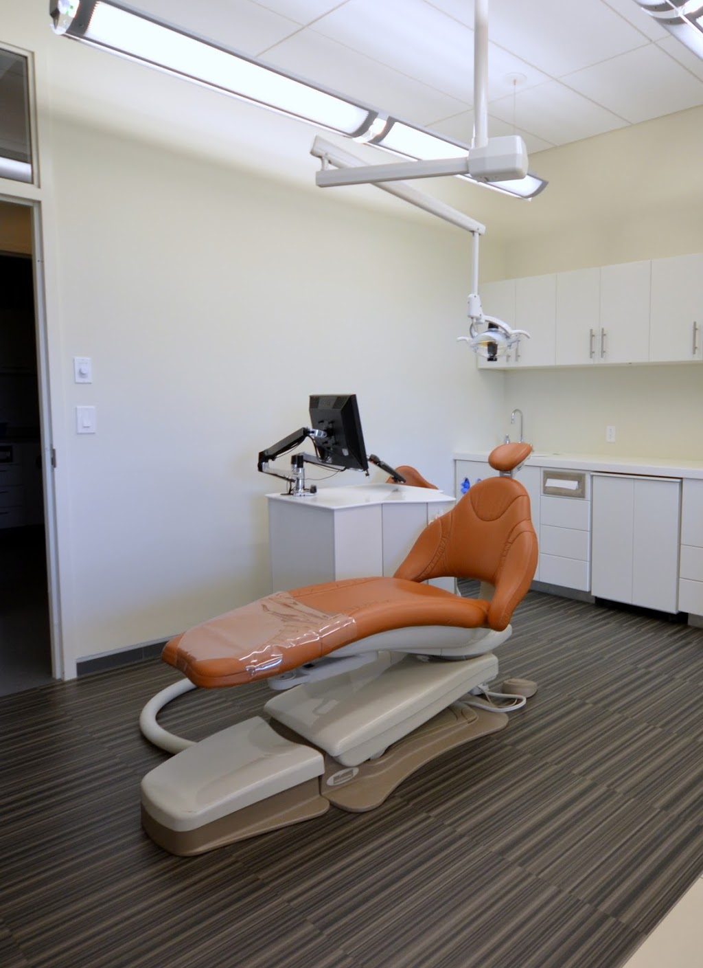Dr. Martin Braces | 585 Mapleton Rd #300, Moncton, NB E1G 2K5, Canada | Phone: (506) 859-7300