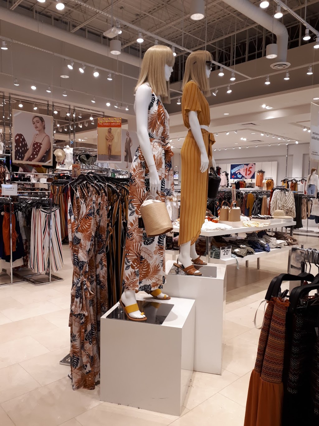 Forever 21 | 21 Micmac Blvd Suite #212, Dartmouth, NS B3A 4K7, Canada | Phone: (902) 463-7315