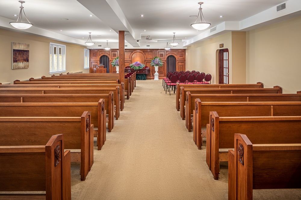 Lynett Funeral Home | 3299 Dundas St W, Toronto, ON M6P 2A5, Canada | Phone: (416) 767-1176
