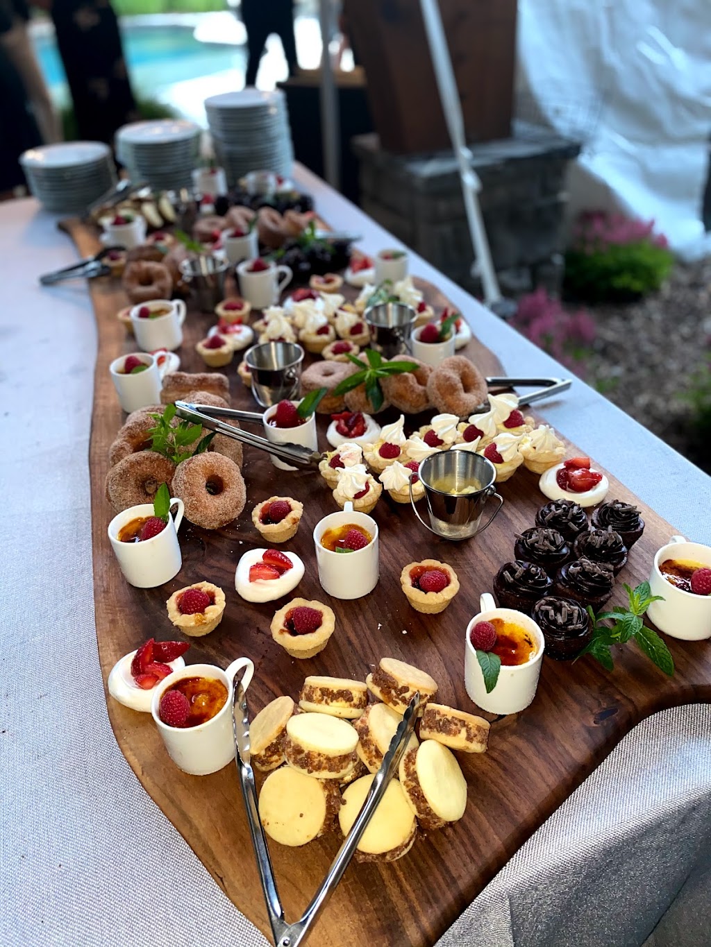 North Moore Catering Ltd | 449 Wharncliffe Rd S suite 2, London, ON N6J 2M8, Canada | Phone: (519) 850-5111