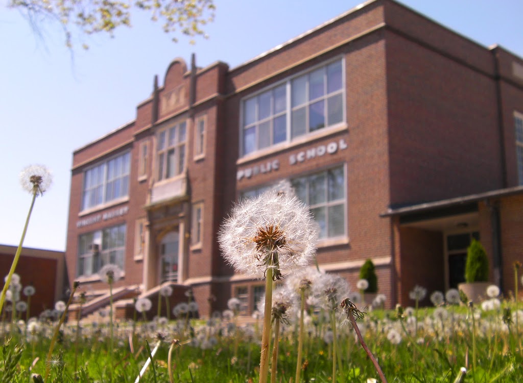 Vincent Massey Academy | 68 Daisy Ave, Etobicoke, ON M8W 1S1, Canada | Phone: (416) 252-3304