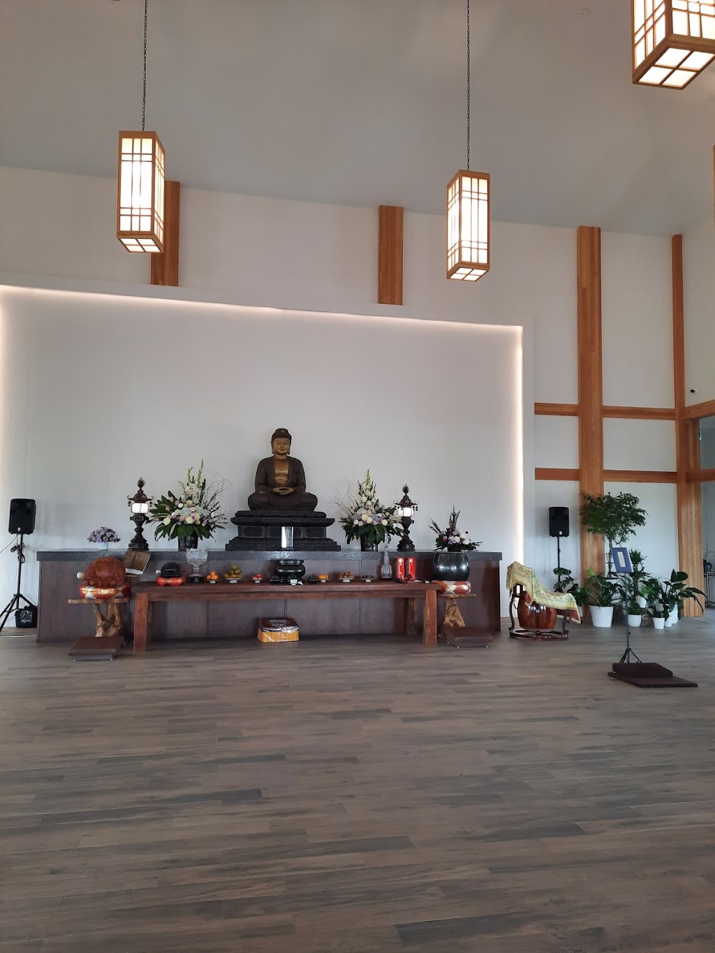 Middle Path Meditation Centre 中道禪林 | 23034 Township Rd 261A, Calgary, AB T3R 1E5, Canada | Phone: (403) 547-9031