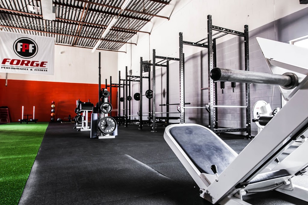 Forge Performance & Fitness | 5757 Kennedy Rd #1, Mississauga, ON L4Z 1T1, Canada | Phone: (647) 262-1577