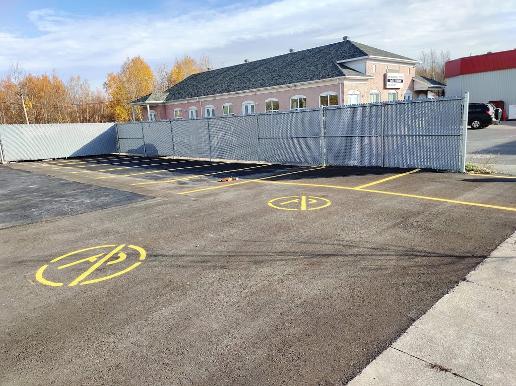 Marquage et Lignes de stationnement- Marc Lignes | 142 Rue Patrick-Hackett, Granby, QC J2H 3B9, Canada | Phone: (514) 234-0262