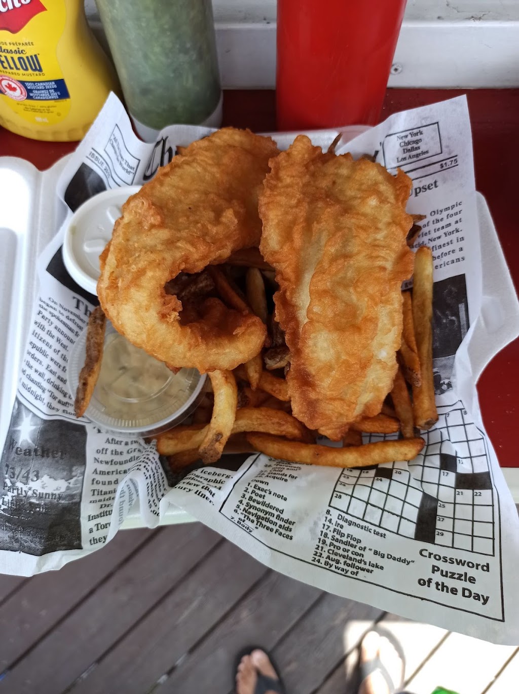 Captain CJs | 7 Clarke Rd, Prince Edward, ON K0K 2T0, Canada | Phone: (613) 921-2538