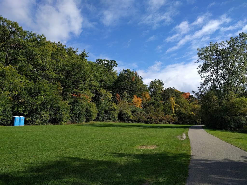 Lambton Woods | 1193 Royal York Rd, Etobicoke, ON M8V 2T9, Canada | Phone: (416) 338-4386